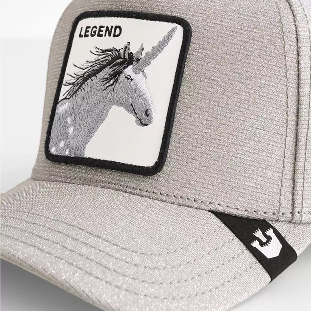 SOLD! NWOT Goorin Bros LEGEND UNICORN Silver Glitter Trucker Hat